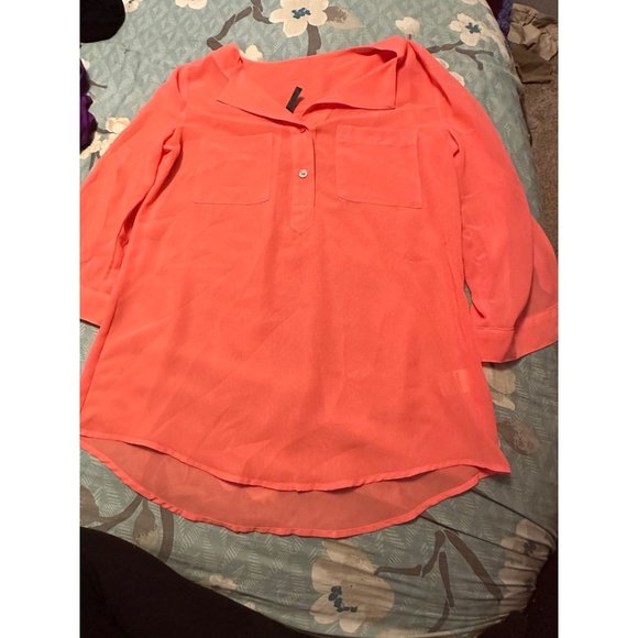 6 FOR $15 Maurice’s xs dressy top with buttons - Picture 1 of 4